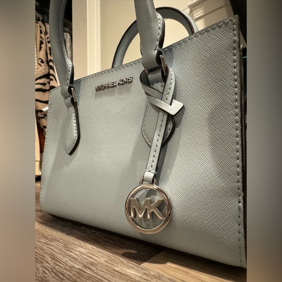 Michael Kors Purse - Picture 3 of 6